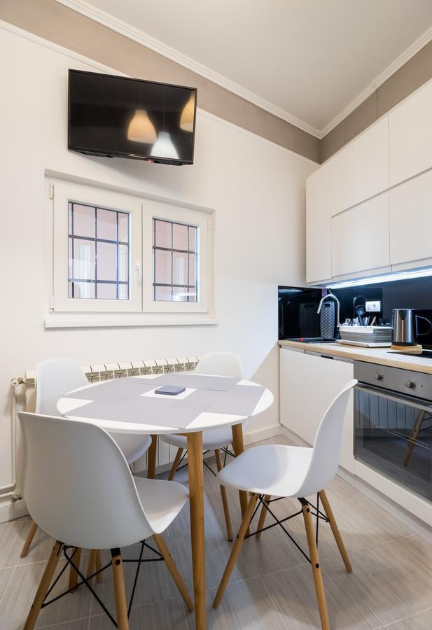 Comfortable & Lovely Apartment Beograd Bagian luar foto